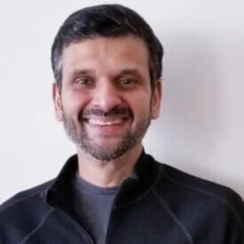 Portrait of Aziz Lookman, PhD